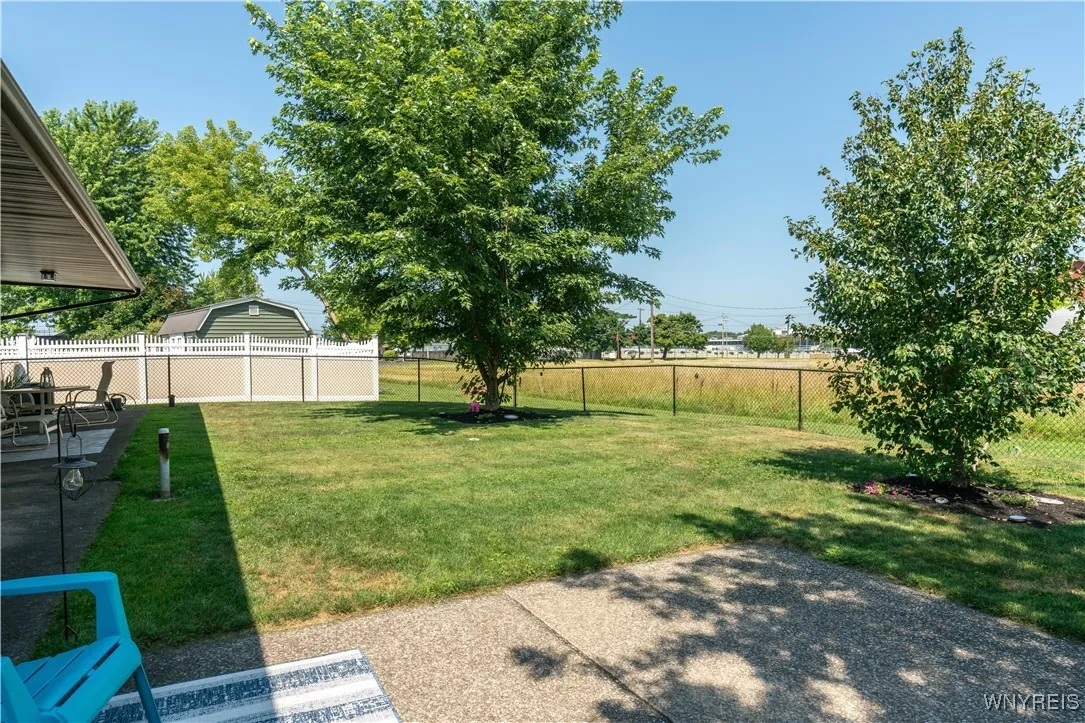 4522 Marie Drive, Hamburg, New York 14075, Hamburg, New York 14075, 3 Bedrooms Bedrooms, 7 Rooms Rooms,1 BathroomBathrooms,Residential,Closed,4522 Marie Drive, Hamburg, New York 14075,0,B1563020