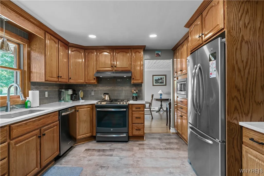 4522 Marie Drive, Hamburg, New York 14075, Hamburg, New York 14075, 3 Bedrooms Bedrooms, 7 Rooms Rooms,1 BathroomBathrooms,Residential,Closed,4522 Marie Drive, Hamburg, New York 14075,0,B1563020