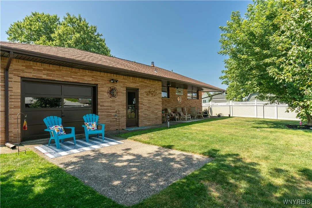 4522 Marie Drive, Hamburg, New York 14075, Hamburg, New York 14075, 3 Bedrooms Bedrooms, 7 Rooms Rooms,1 BathroomBathrooms,Residential,Closed,4522 Marie Drive, Hamburg, New York 14075,0,B1563020