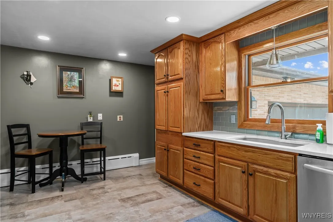 4522 Marie Drive, Hamburg, New York 14075, Hamburg, New York 14075, 3 Bedrooms Bedrooms, 7 Rooms Rooms,1 BathroomBathrooms,Residential,Closed,4522 Marie Drive, Hamburg, New York 14075,0,B1563020