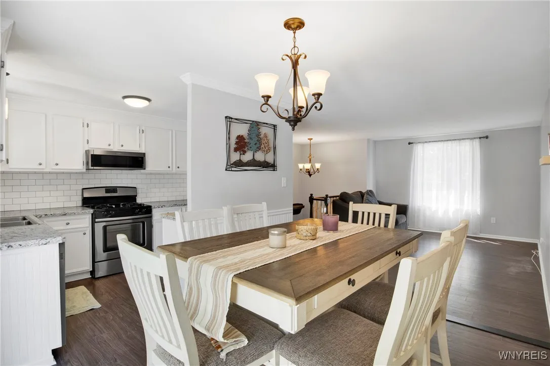 4247 Mistymeadow Lane, Hamburg, New York 14075, Hamburg, New York 14075, 3 Bedrooms Bedrooms, 6 Rooms Rooms,2 BathroomsBathrooms,Residential,Closed,4247 Mistymeadow Lane, Hamburg, New York 14075,0,B1562770