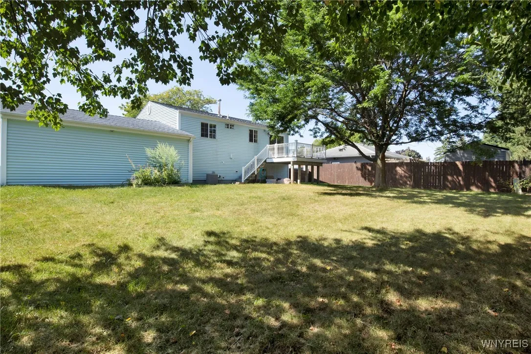 4247 Mistymeadow Lane, Hamburg, New York 14075, Hamburg, New York 14075, 3 Bedrooms Bedrooms, 6 Rooms Rooms,2 BathroomsBathrooms,Residential,Closed,4247 Mistymeadow Lane, Hamburg, New York 14075,0,B1562770