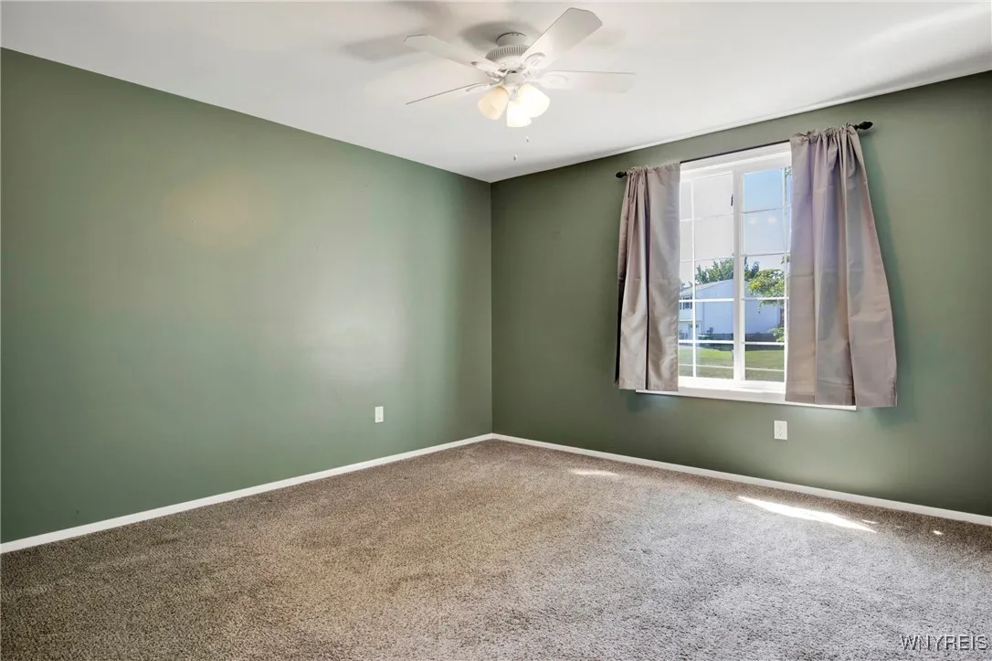 4247 Mistymeadow Lane, Hamburg, New York 14075, Hamburg, New York 14075, 3 Bedrooms Bedrooms, 6 Rooms Rooms,2 BathroomsBathrooms,Residential,Closed,4247 Mistymeadow Lane, Hamburg, New York 14075,0,B1562770