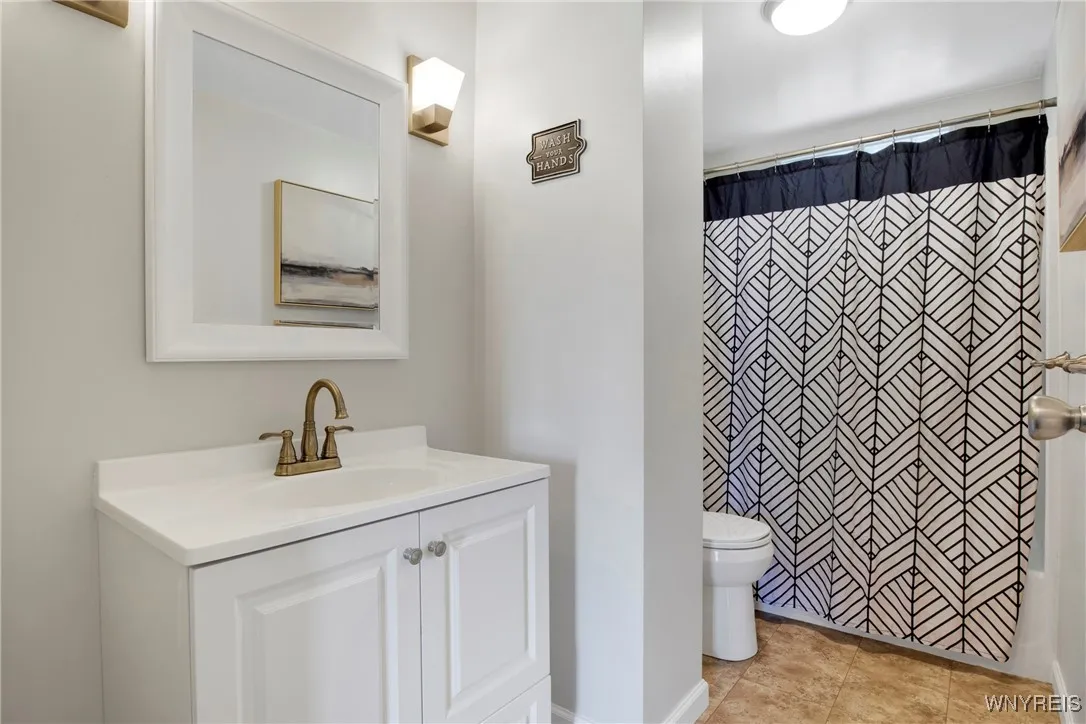 4247 Mistymeadow Lane, Hamburg, New York 14075, Hamburg, New York 14075, 3 Bedrooms Bedrooms, 6 Rooms Rooms,2 BathroomsBathrooms,Residential,Closed,4247 Mistymeadow Lane, Hamburg, New York 14075,0,B1562770