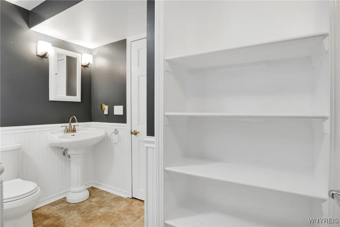 4247 Mistymeadow Lane, Hamburg, New York 14075, Hamburg, New York 14075, 3 Bedrooms Bedrooms, 6 Rooms Rooms,2 BathroomsBathrooms,Residential,Closed,4247 Mistymeadow Lane, Hamburg, New York 14075,0,B1562770