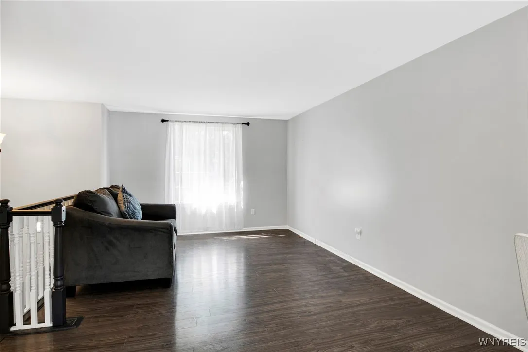 4247 Mistymeadow Lane, Hamburg, New York 14075, Hamburg, New York 14075, 3 Bedrooms Bedrooms, 6 Rooms Rooms,2 BathroomsBathrooms,Residential,Closed,4247 Mistymeadow Lane, Hamburg, New York 14075,0,B1562770
