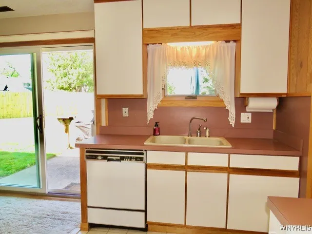 1140 La Salle Avenue, Grand Island, New York 14072, Grand Island, New York 14072, 3 Bedrooms Bedrooms, 7 Rooms Rooms,1 BathroomBathrooms,Residential,Closed,1140 La Salle Avenue, Grand Island, New York 14072,0,B1562800