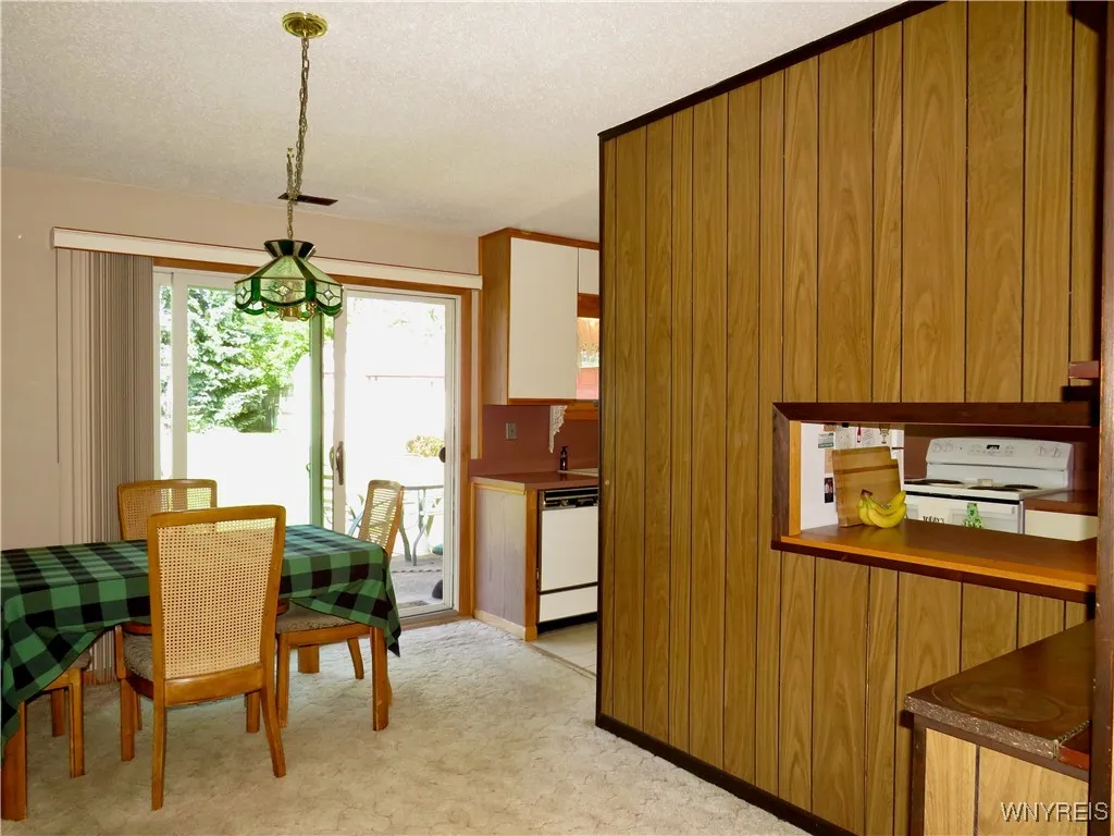 1140 La Salle Avenue, Grand Island, New York 14072, Grand Island, New York 14072, 3 Bedrooms Bedrooms, 7 Rooms Rooms,1 BathroomBathrooms,Residential,Closed,1140 La Salle Avenue, Grand Island, New York 14072,0,B1562800