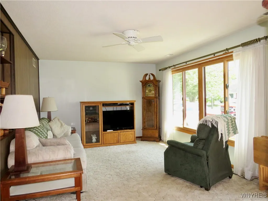 1140 La Salle Avenue, Grand Island, New York 14072, Grand Island, New York 14072, 3 Bedrooms Bedrooms, 7 Rooms Rooms,1 BathroomBathrooms,Residential,Closed,1140 La Salle Avenue, Grand Island, New York 14072,0,B1562800