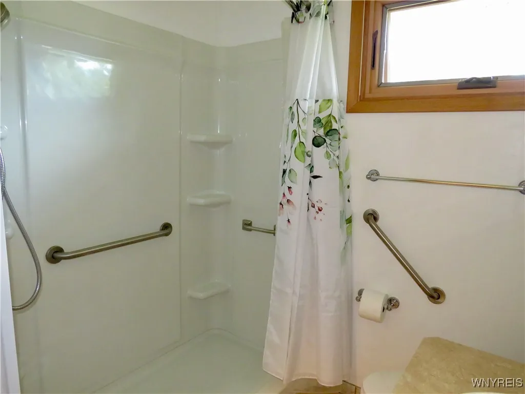 1140 La Salle Avenue, Grand Island, New York 14072, Grand Island, New York 14072, 3 Bedrooms Bedrooms, 7 Rooms Rooms,1 BathroomBathrooms,Residential,Closed,1140 La Salle Avenue, Grand Island, New York 14072,0,B1562800