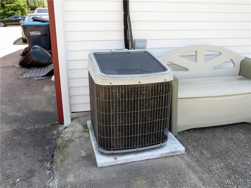 1140 La Salle Avenue, Grand Island, New York 14072, Grand Island, New York 14072, 3 Bedrooms Bedrooms, 7 Rooms Rooms,1 BathroomBathrooms,Residential,Closed,1140 La Salle Avenue, Grand Island, New York 14072,0,B1562800