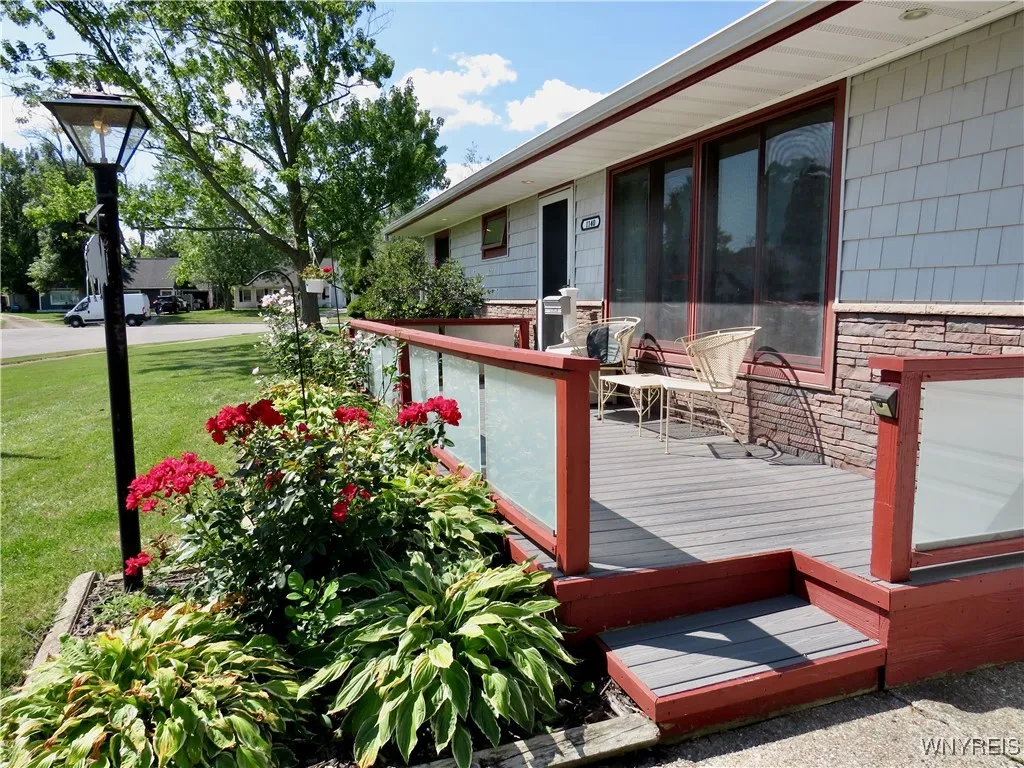 1140 La Salle Avenue, Grand Island, New York 14072, Grand Island, New York 14072, 3 Bedrooms Bedrooms, 7 Rooms Rooms,1 BathroomBathrooms,Residential,Closed,1140 La Salle Avenue, Grand Island, New York 14072,0,B1562800