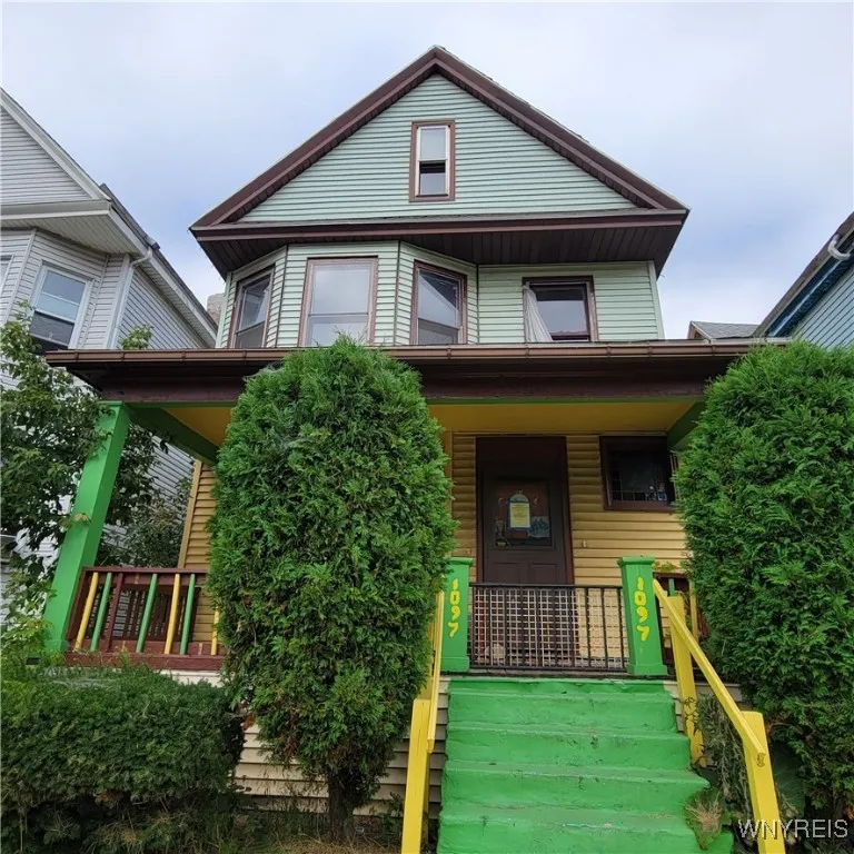 1097 Tonawanda Street, Buffalo, New York 14207, Buffalo, New York 14207, 4 Bedrooms Bedrooms, 7 Rooms Rooms,2 BathroomsBathrooms,Residential,Closed,1097 Tonawanda Street, Buffalo, New York 14207,0,B1562210