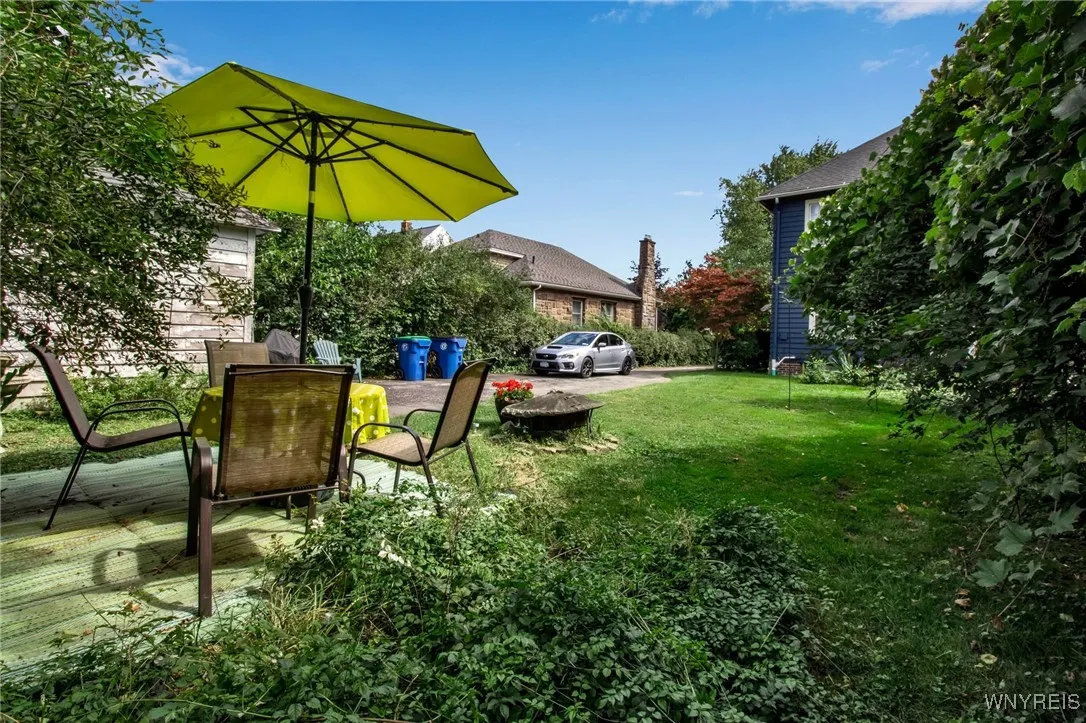 119 Berryman Drive, Amherst, New York 14226, Amherst, New York 14226, 4 Bedrooms Bedrooms, 9 Rooms Rooms,1 BathroomBathrooms,Residential,Closed,119 Berryman Drive, Amherst, New York 14226,0,B1563118