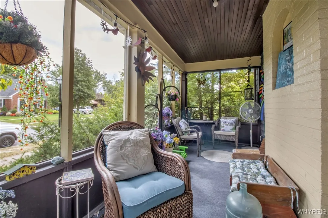 119 Berryman Drive, Amherst, New York 14226, Amherst, New York 14226, 4 Bedrooms Bedrooms, 9 Rooms Rooms,1 BathroomBathrooms,Residential,Closed,119 Berryman Drive, Amherst, New York 14226,0,B1563118