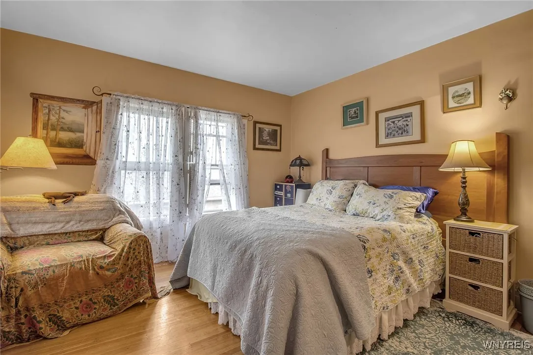 119 Berryman Drive, Amherst, New York 14226, Amherst, New York 14226, 4 Bedrooms Bedrooms, 9 Rooms Rooms,1 BathroomBathrooms,Residential,Closed,119 Berryman Drive, Amherst, New York 14226,0,B1563118