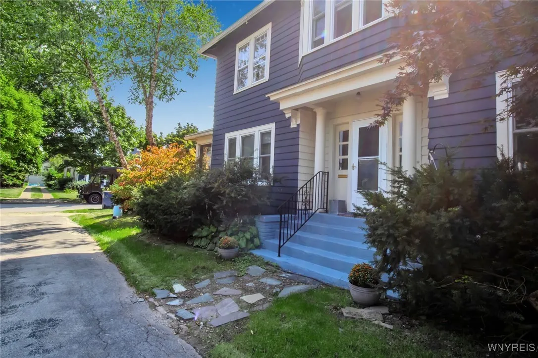 119 Berryman Drive, Amherst, New York 14226, Amherst, New York 14226, 4 Bedrooms Bedrooms, 9 Rooms Rooms,1 BathroomBathrooms,Residential,Closed,119 Berryman Drive, Amherst, New York 14226,0,B1563118