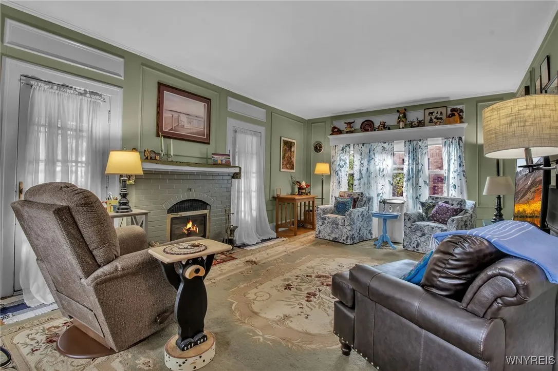 119 Berryman Drive, Amherst, New York 14226, Amherst, New York 14226, 4 Bedrooms Bedrooms, 9 Rooms Rooms,1 BathroomBathrooms,Residential,Closed,119 Berryman Drive, Amherst, New York 14226,0,B1563118
