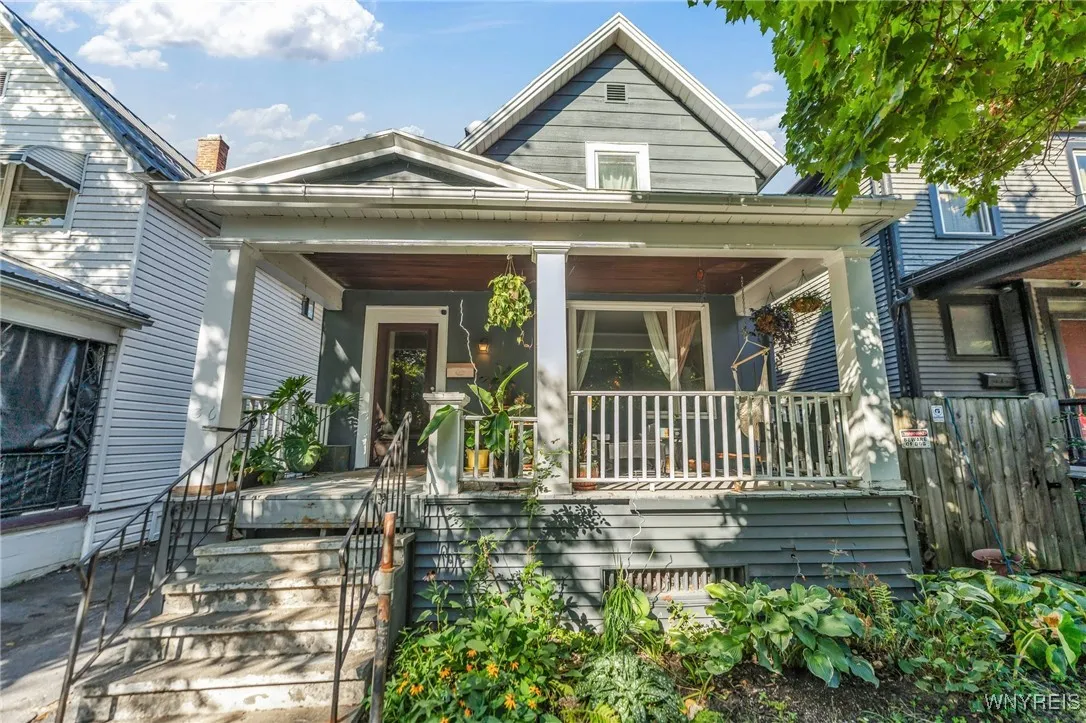 36 Baynes Street, Buffalo, New York 14213, Buffalo, New York 14213, 4 Bedrooms Bedrooms, 10 Rooms Rooms,1 BathroomBathrooms,Residential,Closed,36 Baynes Street, Buffalo, New York 14213,0,B1562388