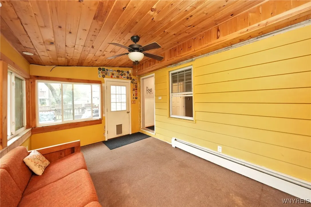 Florida room
