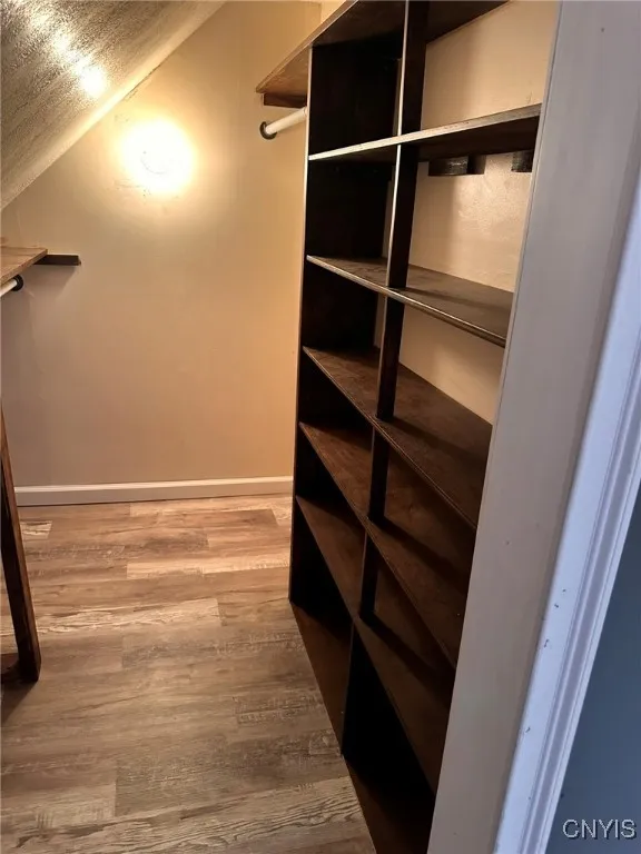 Walk-in Pantry