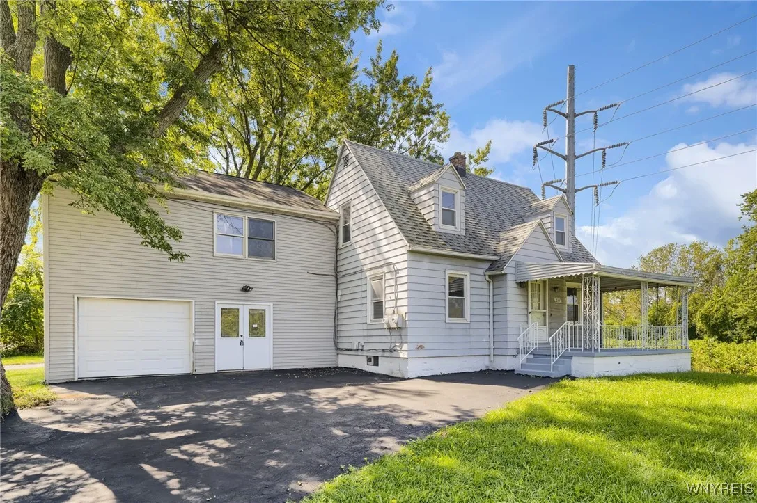 219 Center Road, West Seneca, New York 14224, West Seneca, New York 14224, 3 Bedrooms Bedrooms, ,2 BathroomsBathrooms,Residential,Closed,219 Center Road, West Seneca, New York 14224,0,B1563364