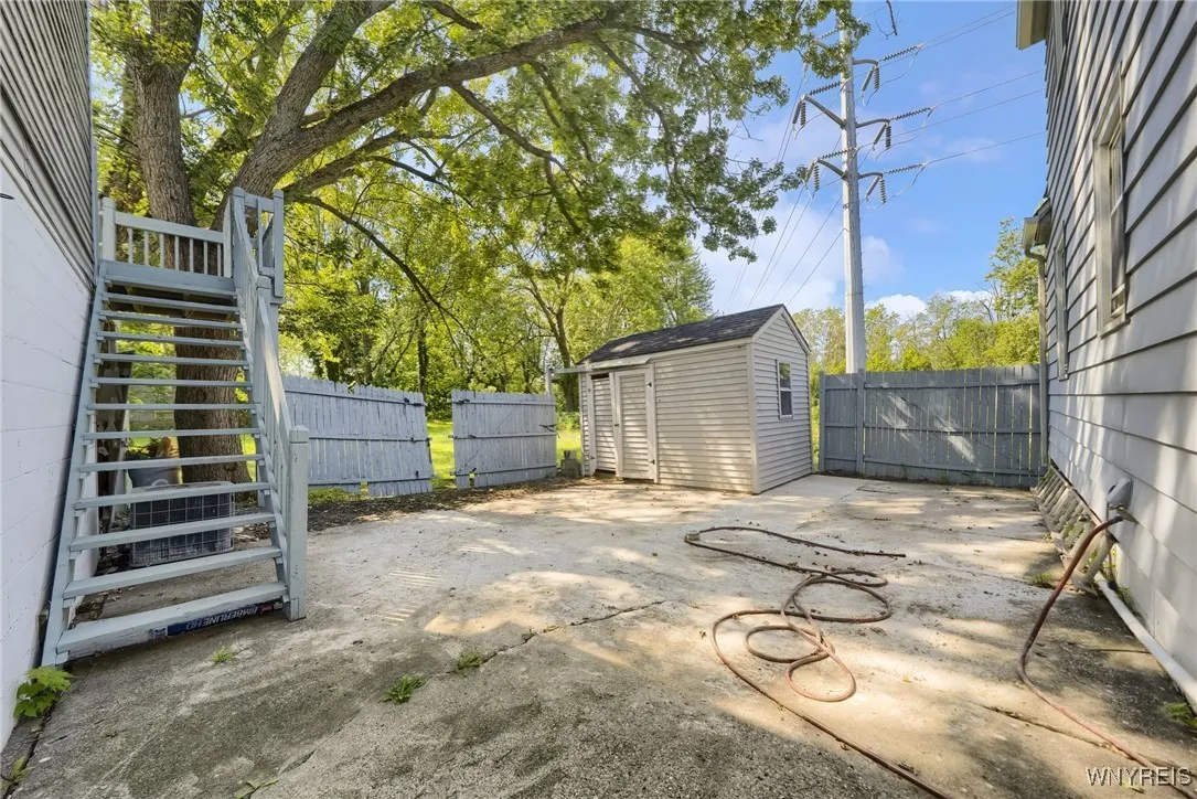 219 Center Road, West Seneca, New York 14224, West Seneca, New York 14224, 3 Bedrooms Bedrooms, ,2 BathroomsBathrooms,Residential,Closed,219 Center Road, West Seneca, New York 14224,0,B1563364
