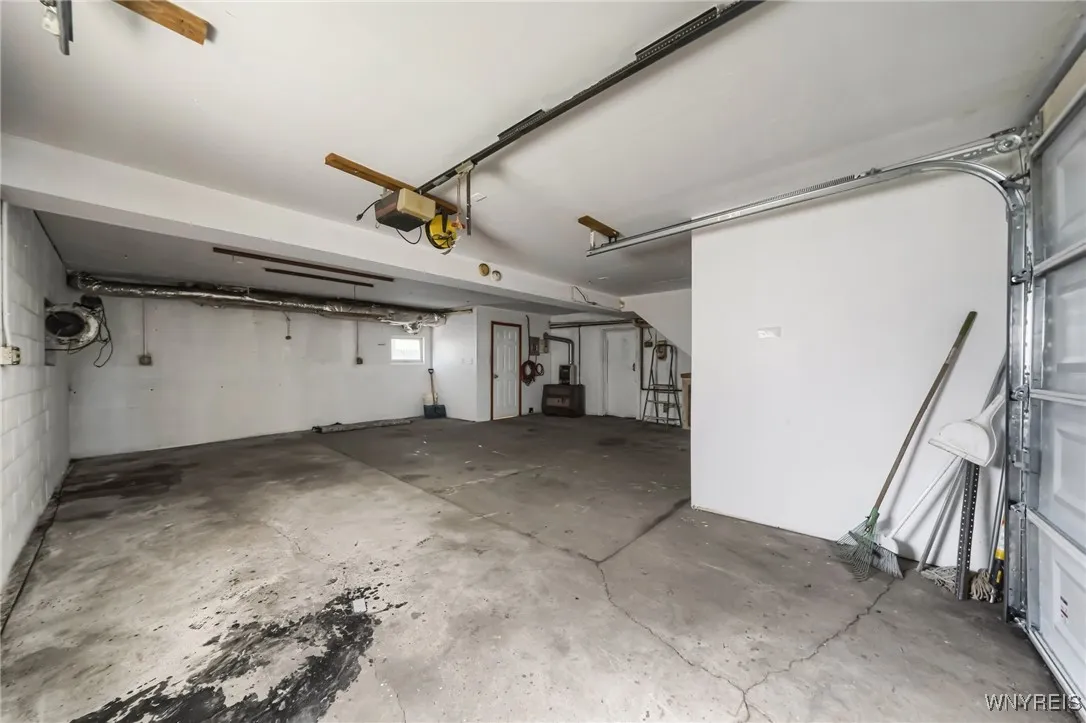 219 Center Road, West Seneca, New York 14224, West Seneca, New York 14224, 3 Bedrooms Bedrooms, ,2 BathroomsBathrooms,Residential,Closed,219 Center Road, West Seneca, New York 14224,0,B1563364