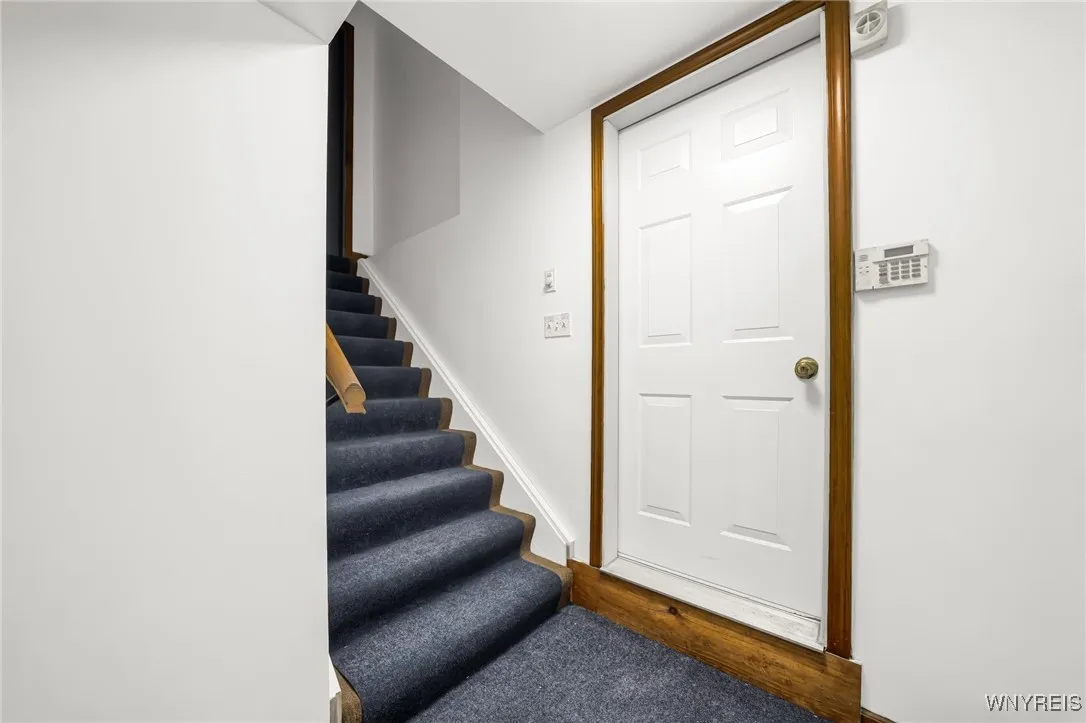 219 Center Road, West Seneca, New York 14224, West Seneca, New York 14224, 3 Bedrooms Bedrooms, ,2 BathroomsBathrooms,Residential,Closed,219 Center Road, West Seneca, New York 14224,0,B1563364