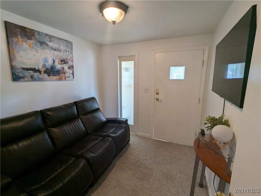 1152 Brighton Road, Tonawanda-town, New York 14150, Tonawanda, New York 14150, 2 Bedrooms Bedrooms, 5 Rooms Rooms,1 BathroomBathrooms,Residential Lease,Closed,1152 Brighton Road, Tonawanda-town, New York 14150,0,B1563829