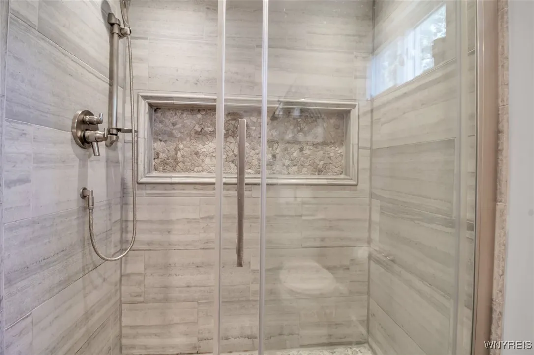 3612 Dartmouth Street, Hamburg, New York 14075, Hamburg, New York 14075, 4 Bedrooms Bedrooms, 8 Rooms Rooms,2 BathroomsBathrooms,Residential,Closed,3612 Dartmouth Street, Hamburg, New York 14075,0,B1563810