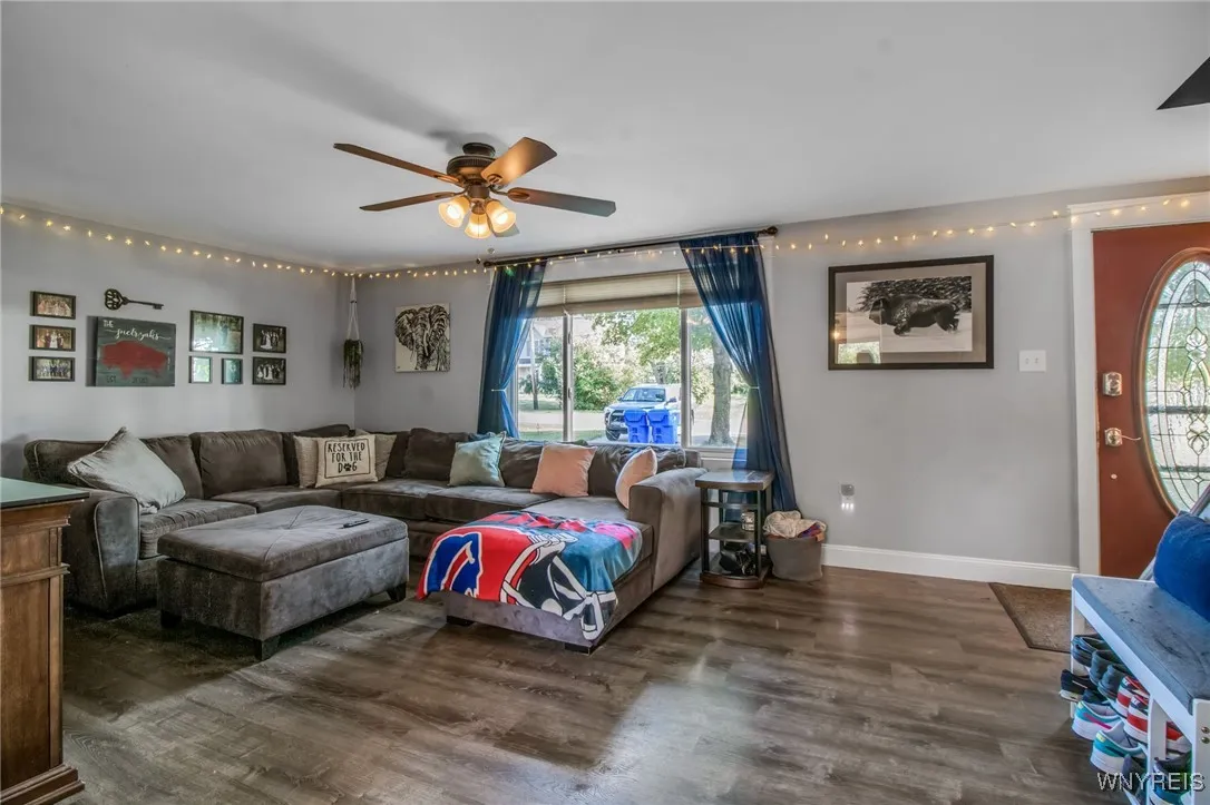 3612 Dartmouth Street, Hamburg, New York 14075, Hamburg, New York 14075, 4 Bedrooms Bedrooms, 8 Rooms Rooms,2 BathroomsBathrooms,Residential,Closed,3612 Dartmouth Street, Hamburg, New York 14075,0,B1563810