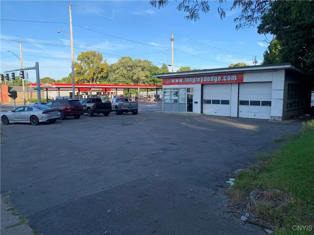 203-207 East Broadway, Fulton, New York 13069, Fulton, New York 13069, ,Commercial Sale,For Sale,203-207 East Broadway, Fulton, New York 13069,0,S1563128