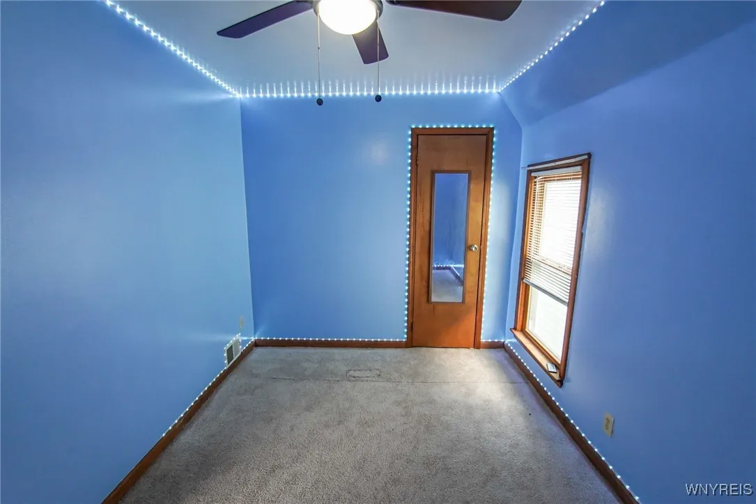 139 Roesch Avenue, Buffalo, New York 14207, Buffalo, New York 14207, 2 Bedrooms Bedrooms, 5 Rooms Rooms,1 BathroomBathrooms,Residential,Closed,139 Roesch Avenue, Buffalo, New York 14207,0,B1563526