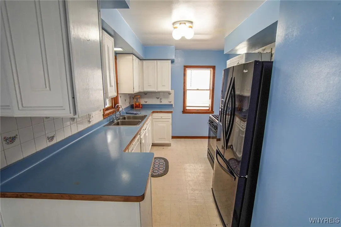 139 Roesch Avenue, Buffalo, New York 14207, Buffalo, New York 14207, 2 Bedrooms Bedrooms, 5 Rooms Rooms,1 BathroomBathrooms,Residential,Closed,139 Roesch Avenue, Buffalo, New York 14207,0,B1563526