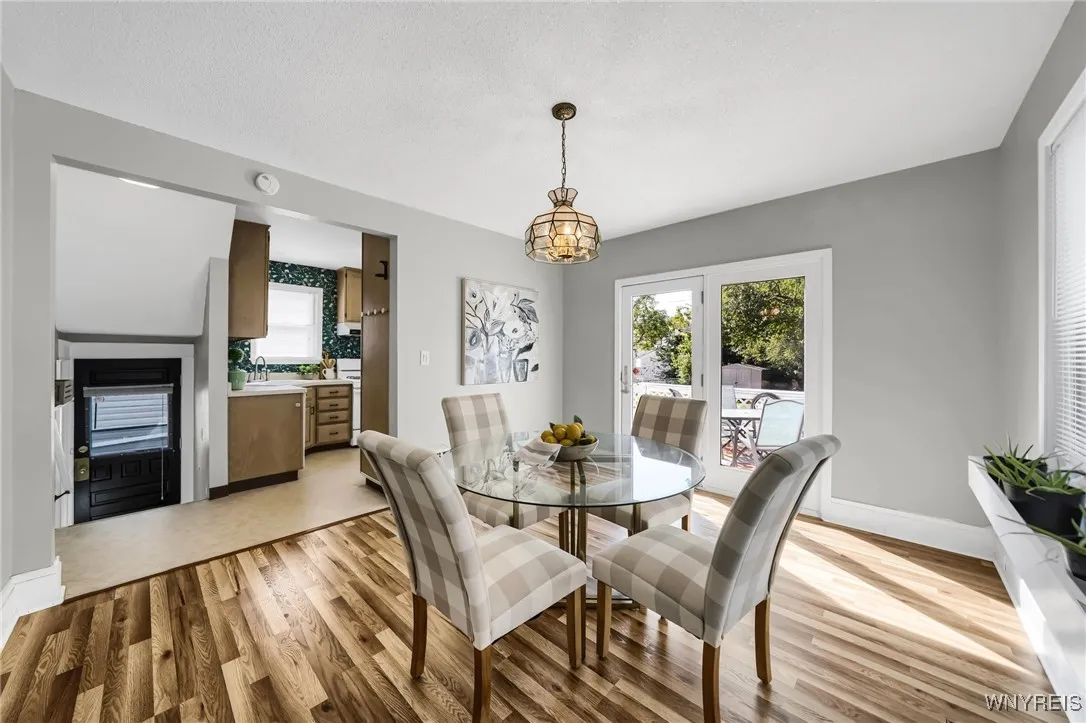 211 Villa Avenue, Buffalo, New York 14216, Buffalo, New York 14216, 3 Bedrooms Bedrooms, 8 Rooms Rooms,2 BathroomsBathrooms,Residential,Closed,211 Villa Avenue, Buffalo, New York 14216,0,B1562397