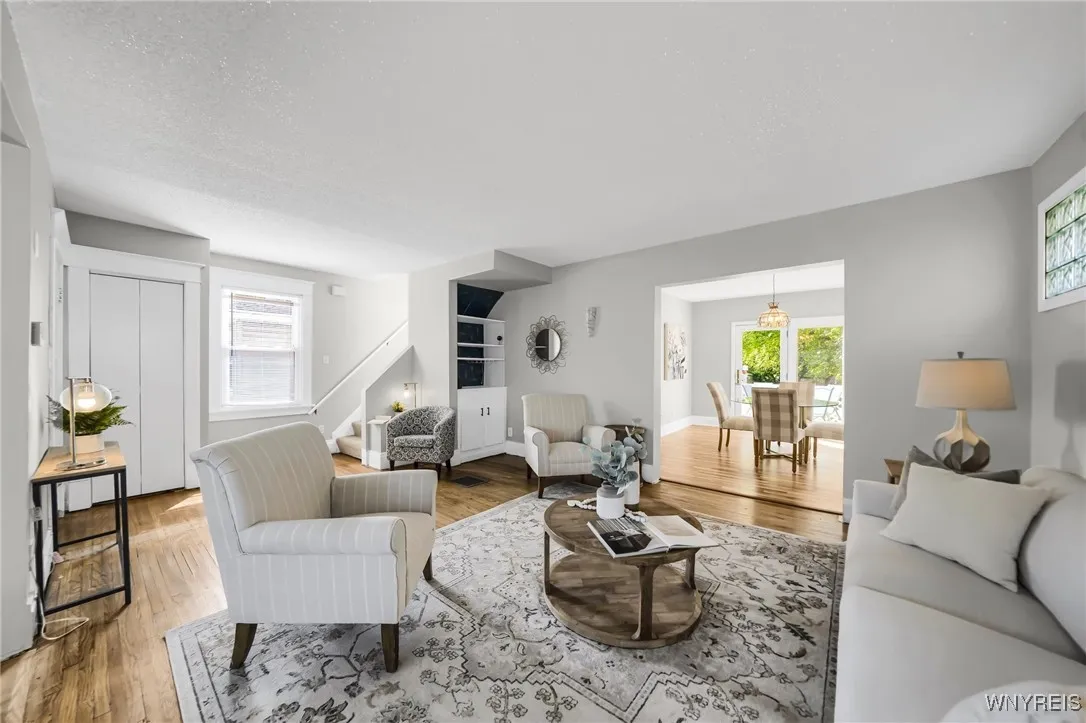 211 Villa Avenue, Buffalo, New York 14216, Buffalo, New York 14216, 3 Bedrooms Bedrooms, 8 Rooms Rooms,2 BathroomsBathrooms,Residential,Closed,211 Villa Avenue, Buffalo, New York 14216,0,B1562397