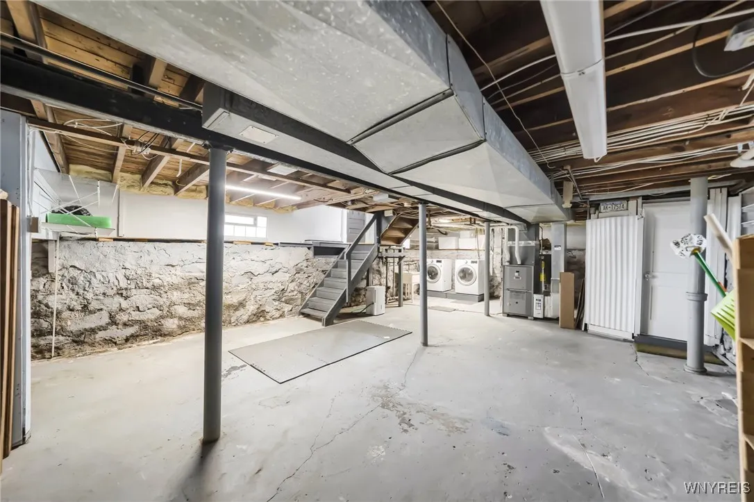 211 Villa Avenue, Buffalo, New York 14216, Buffalo, New York 14216, 3 Bedrooms Bedrooms, 8 Rooms Rooms,2 BathroomsBathrooms,Residential,Closed,211 Villa Avenue, Buffalo, New York 14216,0,B1562397