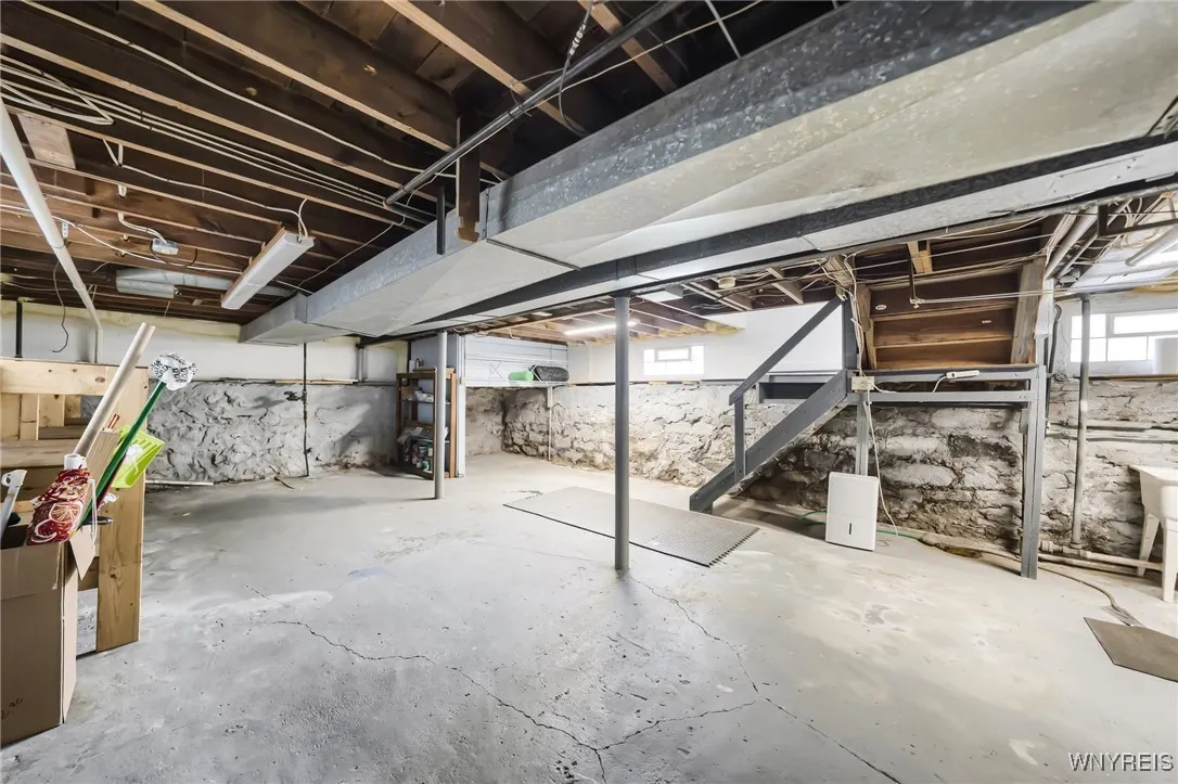 211 Villa Avenue, Buffalo, New York 14216, Buffalo, New York 14216, 3 Bedrooms Bedrooms, 8 Rooms Rooms,2 BathroomsBathrooms,Residential,Closed,211 Villa Avenue, Buffalo, New York 14216,0,B1562397