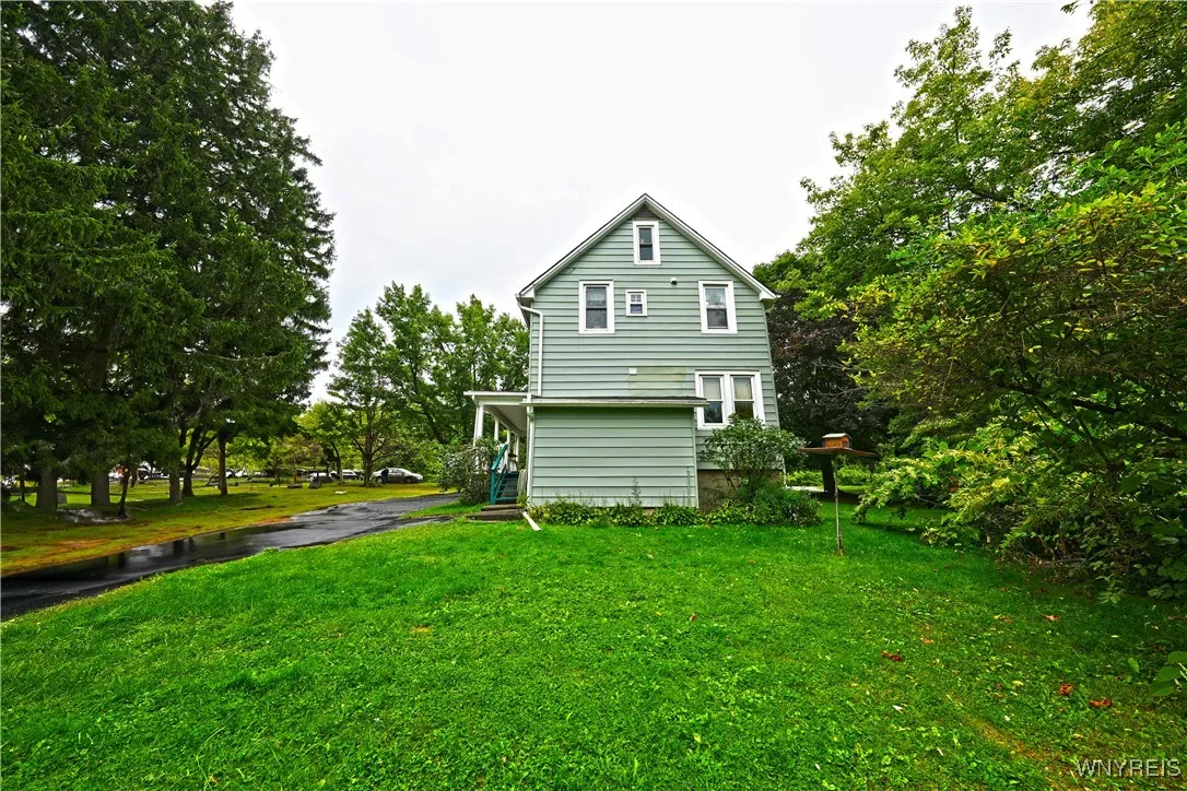 7330 Ellicott Road, Orchard Park, New York 14127, Orchard Park, New York 14127, 4 Bedrooms Bedrooms, ,2 BathroomsBathrooms,Residential,Closed,7330 Ellicott Road, Orchard Park, New York 14127,0,B1561427
