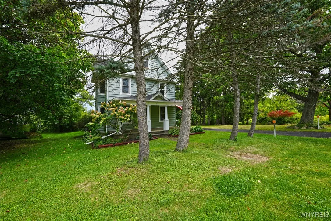7330 Ellicott Road, Orchard Park, New York 14127, Orchard Park, New York 14127, 4 Bedrooms Bedrooms, ,2 BathroomsBathrooms,Residential,Closed,7330 Ellicott Road, Orchard Park, New York 14127,0,B1561427