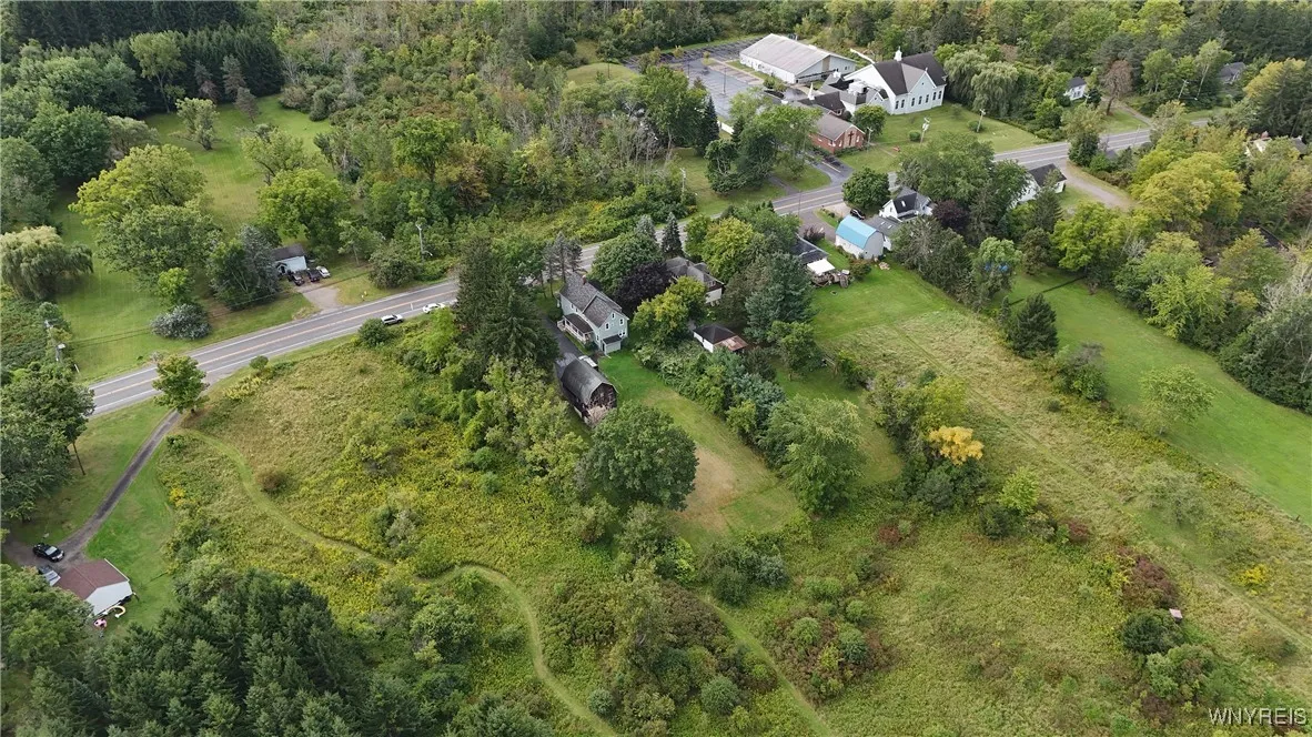 7330 Ellicott Road, Orchard Park, New York 14127, Orchard Park, New York 14127, 4 Bedrooms Bedrooms, ,2 BathroomsBathrooms,Residential,Closed,7330 Ellicott Road, Orchard Park, New York 14127,0,B1561427