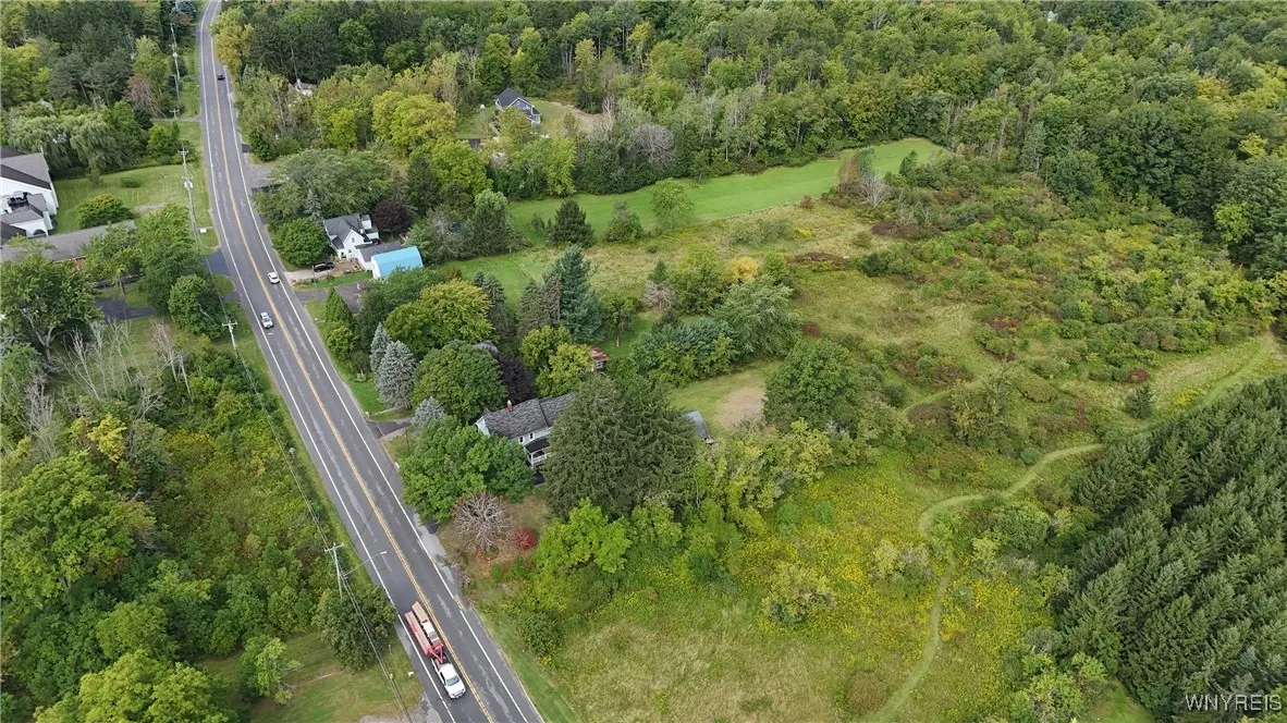 7330 Ellicott Road, Orchard Park, New York 14127, Orchard Park, New York 14127, 4 Bedrooms Bedrooms, ,2 BathroomsBathrooms,Residential,Closed,7330 Ellicott Road, Orchard Park, New York 14127,0,B1561427