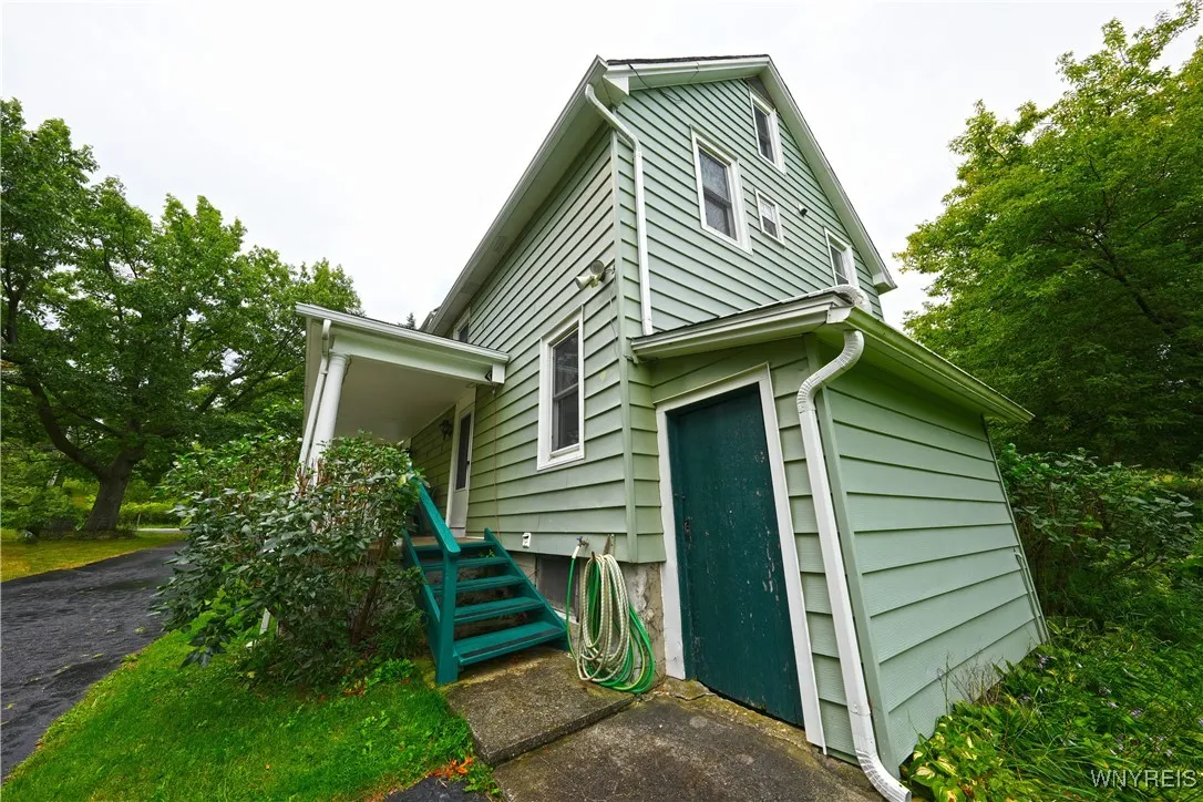 7330 Ellicott Road, Orchard Park, New York 14127, Orchard Park, New York 14127, 4 Bedrooms Bedrooms, ,2 BathroomsBathrooms,Residential,Closed,7330 Ellicott Road, Orchard Park, New York 14127,0,B1561427