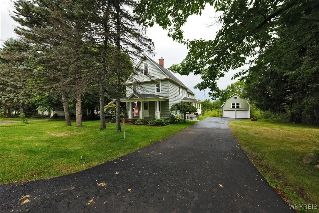 7330 Ellicott Road, Orchard Park, New York 14127, Orchard Park, New York 14127, 4 Bedrooms Bedrooms, ,2 BathroomsBathrooms,Residential,Closed,7330 Ellicott Road, Orchard Park, New York 14127,0,B1561427