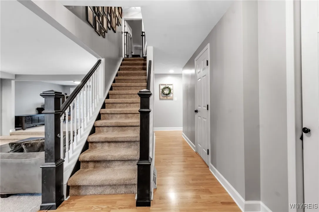 59 Dappled Drive, Amherst, New York 14051, Amherst, New York 14051, 3 Bedrooms Bedrooms, 10 Rooms Rooms,2 BathroomsBathrooms,Residential,Closed,59 Dappled Drive, Amherst, New York 14051,0,B1564768