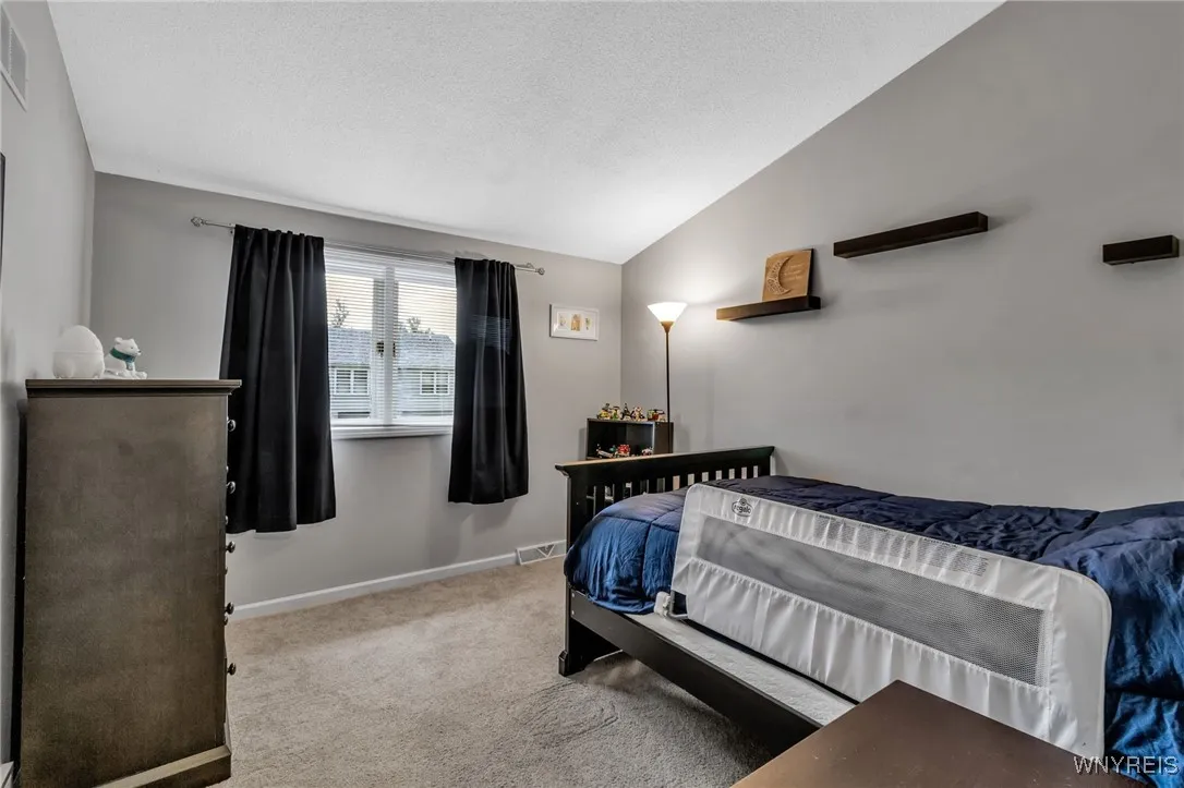 59 Dappled Drive, Amherst, New York 14051, Amherst, New York 14051, 3 Bedrooms Bedrooms, 10 Rooms Rooms,2 BathroomsBathrooms,Residential,Closed,59 Dappled Drive, Amherst, New York 14051,0,B1564768