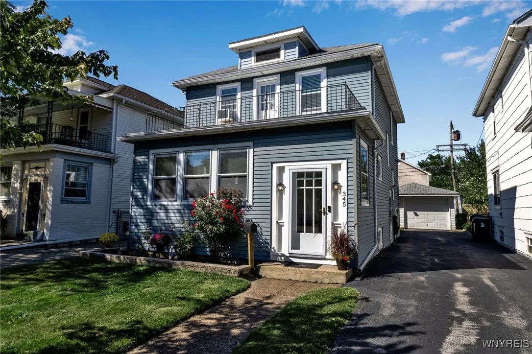 345 West Hazeltine Avenue, Tonawanda-town, New Yor, Tonawanda, New York 14217, 3 Bedrooms Bedrooms, 8 Rooms Rooms,1 BathroomBathrooms,Residential,Closed,345 West Hazeltine Avenue, Tonawanda-town, New Yor,0,B1564747