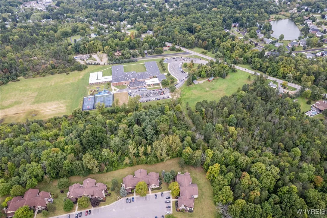 5303 Chestnut Ridge Road B, Orchard Park, New York, Orchard Park, New York 14127, 2 Bedrooms Bedrooms, 2 Rooms Rooms,2 BathroomsBathrooms,Residential,Closed,5303 Chestnut Ridge Road B, Orchard Park, New York,0,B1564657