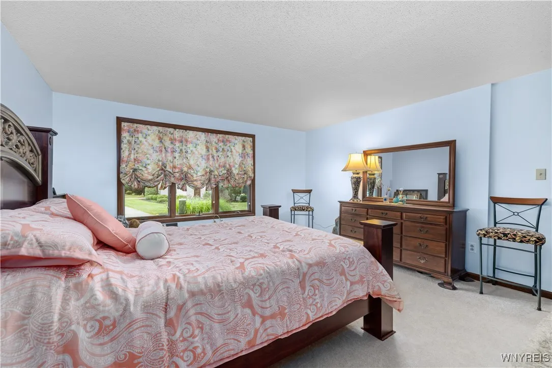 5303 Chestnut Ridge Road B, Orchard Park, New York, Orchard Park, New York 14127, 2 Bedrooms Bedrooms, 2 Rooms Rooms,2 BathroomsBathrooms,Residential,Closed,5303 Chestnut Ridge Road B, Orchard Park, New York,0,B1564657